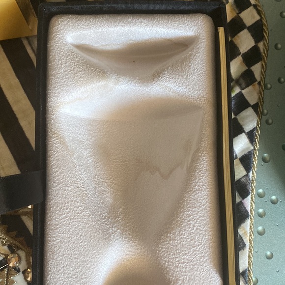 Bvlgari Le Gemme: Maravilla. Luxurious scent in a beautiful bottle! - Picture 6 of 14